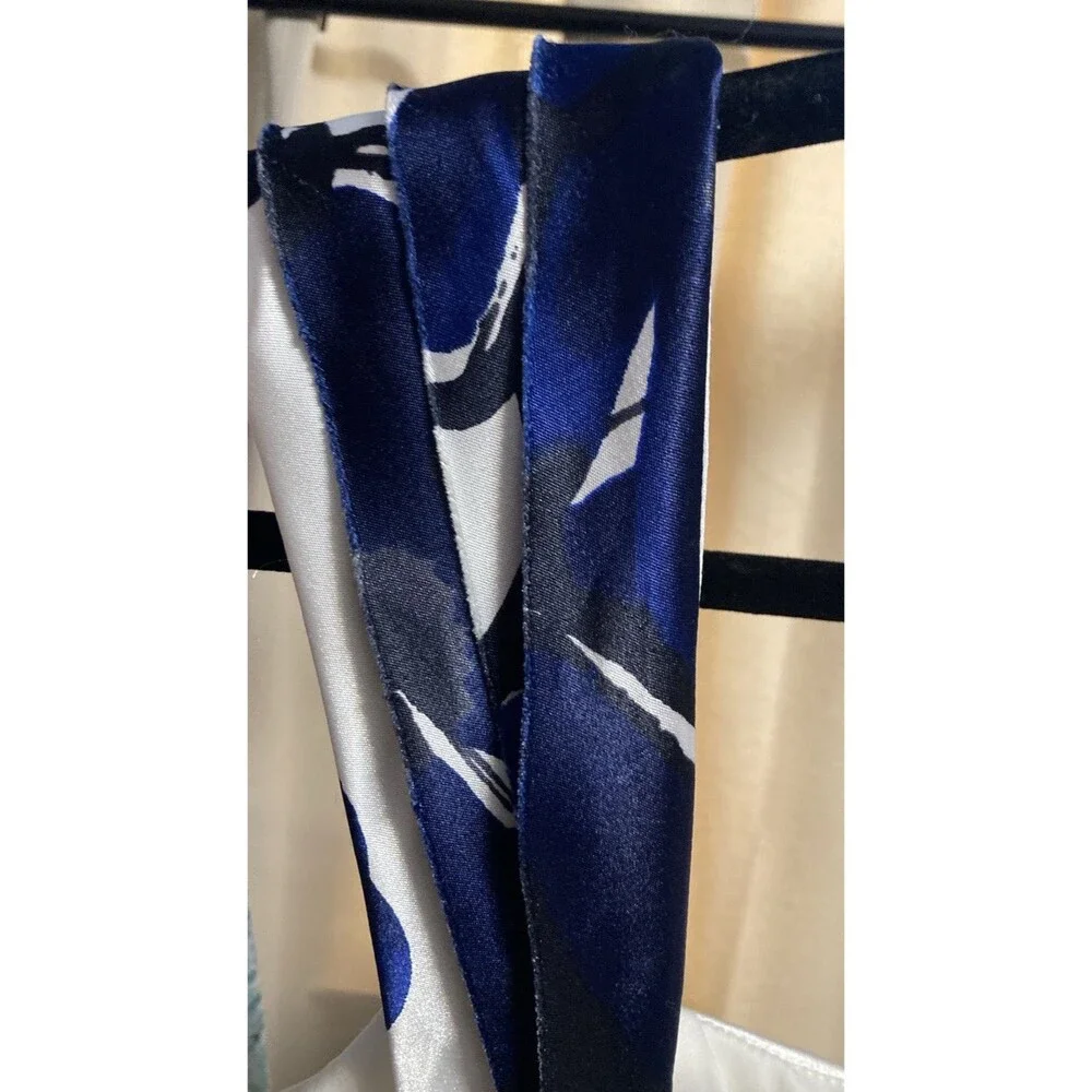 Jones New York Women’s Size 14 Dress Sleeveless Layered ruffle Blue Black Floral - Picture 5 of 9